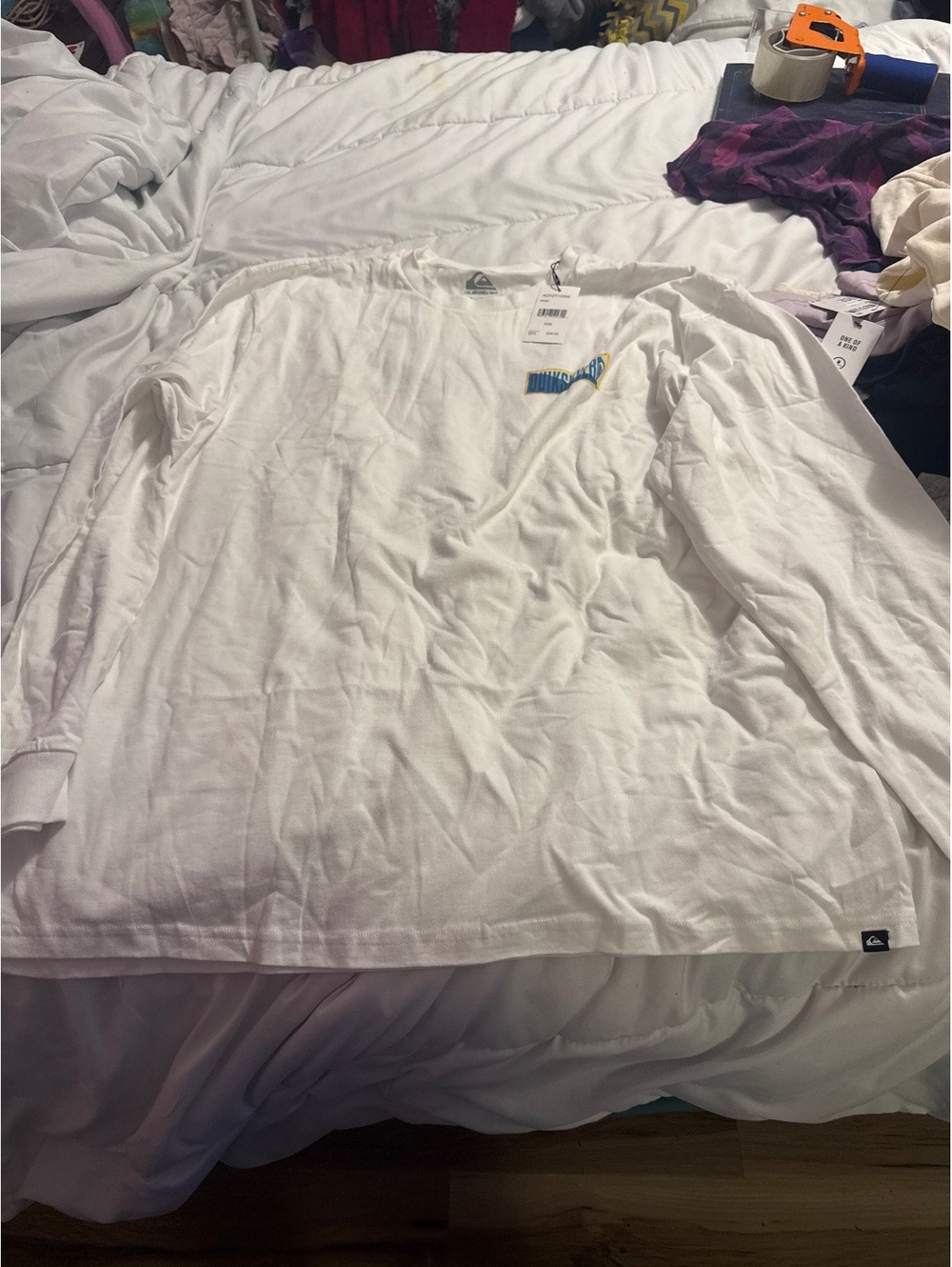 Quiksilver Men's White Long Sleeve Logo T-Shirt XXL